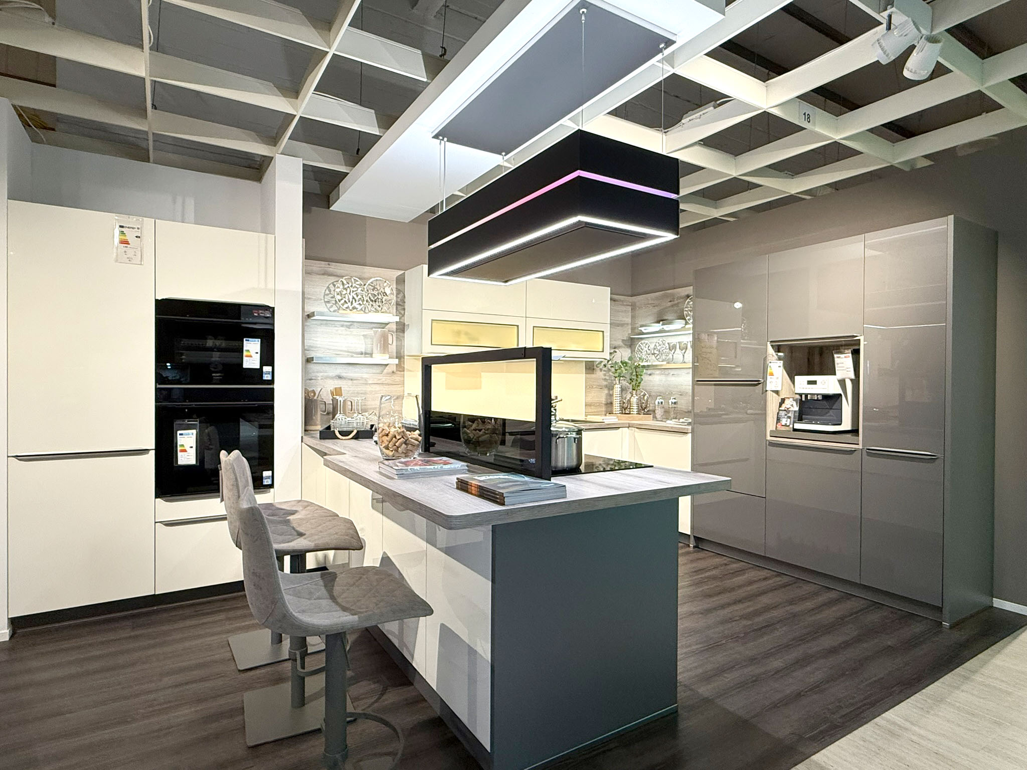 Ausstellungsküche PAMPLONA – Bild 1