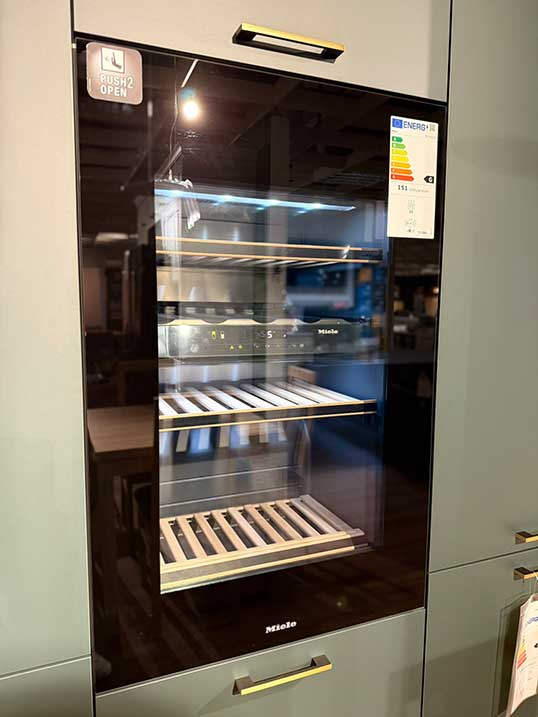 Einbau Weintemperierschrank – Bild 1