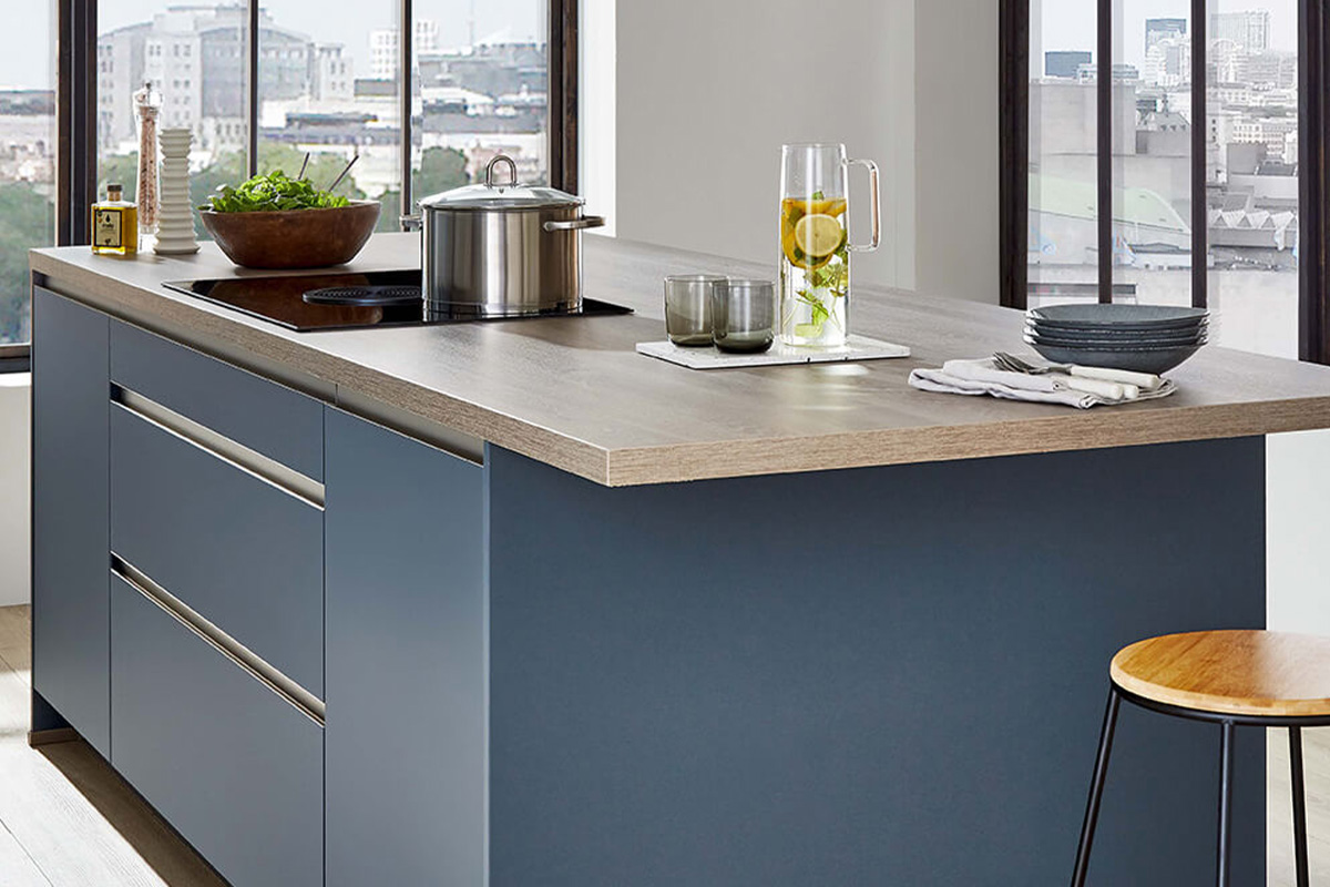 Küche – Grifflose Ästhetik – Slidebild 2 klein