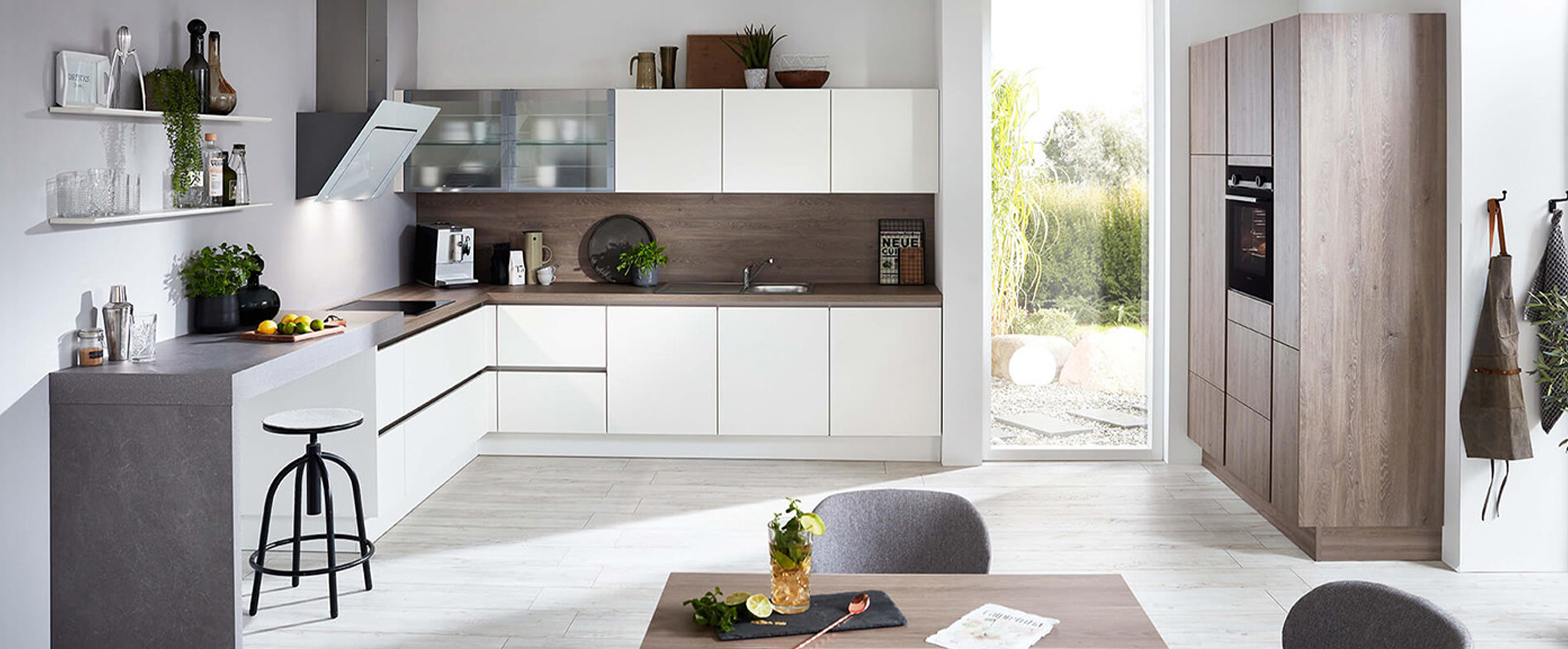 Küche – Grifflose Eleganz – Slidebild 1 groß