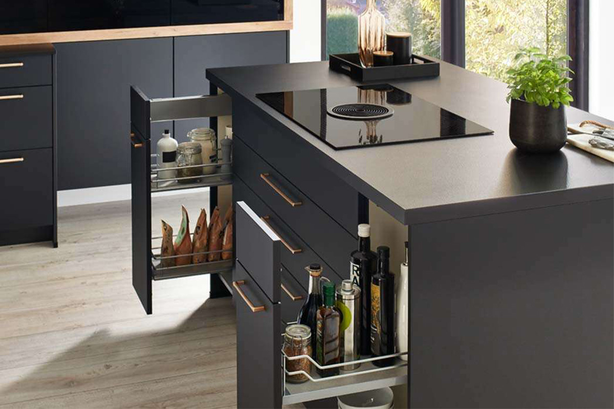 Küche – Modern & Schwarz – Slidebild 2 klein