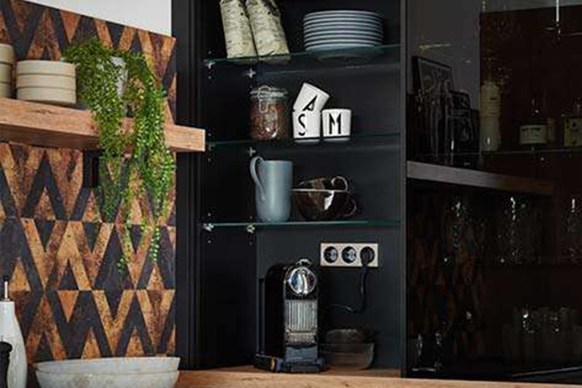 Küche – Modern & Schwarz – Slidebild 3 klein