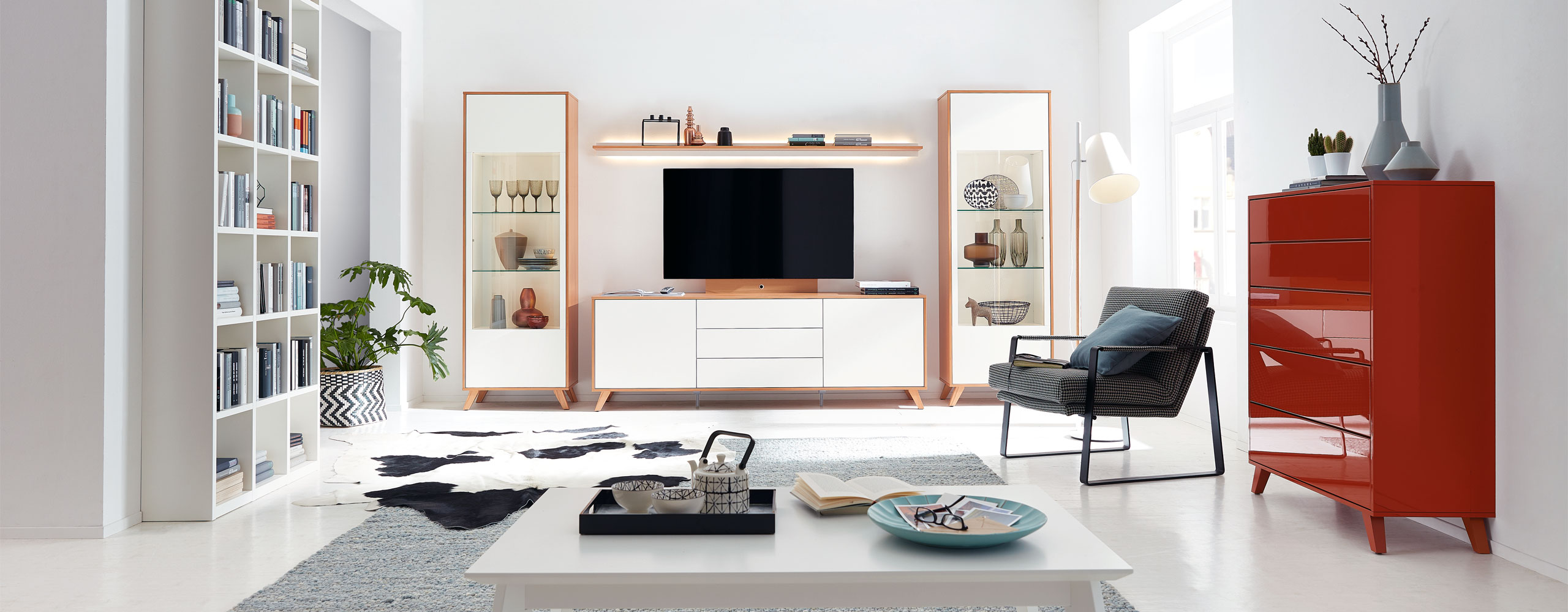 moderne Wohnwand Hero Desktop